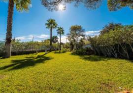WINTER RENTALS - OUTUBRO24 TO APRIL2 Luxury 4 Bedroom Villa, Pool, Garden, Barbecue - in Quarteira