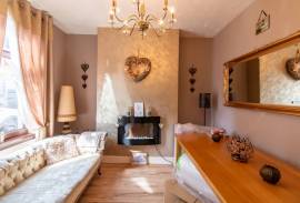 2 bedroom, Terraced House for sale
