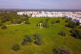 Land for construction of a development in Tavira