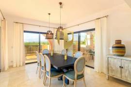 Villa T4 in Luxury Resort with Golf in Alcantarilha, Silves