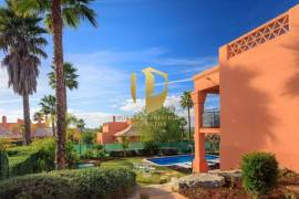 Villa T4 in luxury Resort with Golf in Alcantarilha, Silves