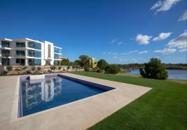 Luxurious 3 bedroom apartment, duplex, with wonderful terrace, at Monte Rei Golf & Country Club.