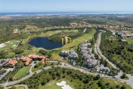 Luxurious 3 bedroom apartment, duplex, with wonderful terrace, at Monte Rei Golf & Country Club.