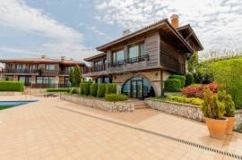 Luxury house with sea / pool view and 4 bedrooms in Sozopolis holiday complex, Sozopol