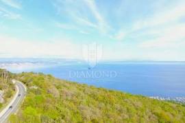 Opatija, surroundings, building plot with a beautiful view of the sea