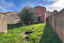 €112350 - 3 Bedroom House with Garden and Garage Tucked Away- Centre Ruffec
