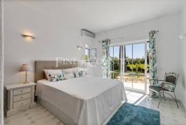 Sesmarias/Albufeira - Large 6-bedroom villa with pool, 2-bedroom guesthouse with sea views