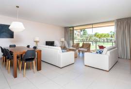 3 bedroom apartment on the ground floor in a gated community, Salgados - Galé