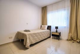 2 Bedroom Beautiful Apartment - Kato Paphos, Paphos