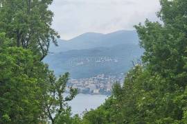 Land Bivio, Rijeka, 1.100m2