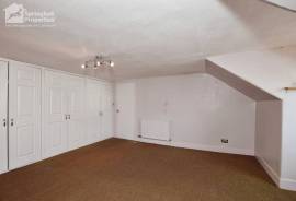 3 bedroom, Maisonette for sale