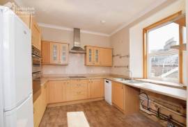 3 bedroom, Maisonette for sale