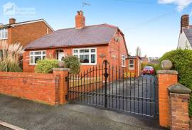 2 bedroom, Detached bungalow for sale