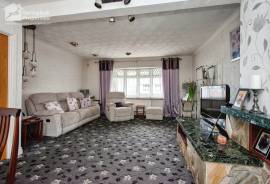 3 bedroom, Detached bungalow for sale