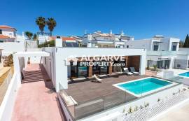 brand new 3 bedroom single storey house, 2.5 km from Altura beach, Tavira, Algarve