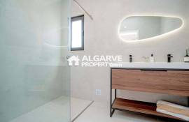 brand new 3 bedroom single storey house, 2.5 km from Altura beach, Tavira, Algarve