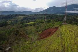 Emmanuel Hills Lot 1A: Panoramic valley and Volcan views!