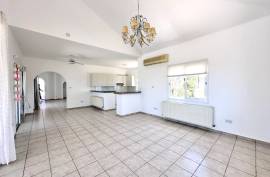 4 Bedroom Villa Plus Annex - Kissonerga, Paphos