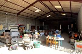 €51000 - Large Barn With Garden & Courtyard. Ideally For A Business