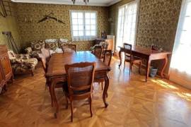 €149800 - Beau Pavillon between Ruffec and Sauze-Vaussais