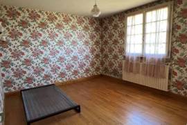 €149800 - Beau Pavillon between Ruffec and Sauze-Vaussais