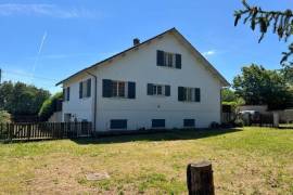 €149800 - Beau Pavillon between Ruffec and Sauze-Vaussais