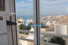 2 bedroom apartment with sea view located in Cerro de Malpique-Albufeira