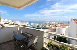 2 bedroom apartment with sea view located in Cerro de Malpique-Albufeira