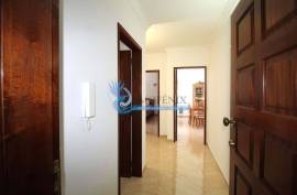 2 bedroom apartment with sea view located in Cerro de Malpique-Albufeira