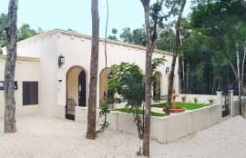 Luxury 2 bed Hacienda Style Tulum Villa For Sale in Los Arboles Tulum