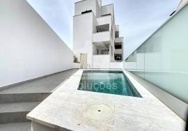 Excellent New 1 Bedroom Apartment, with Pool and Parking in Ferragudo