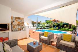 Three bedroom villa next to the Golf course in Vila Sol, Algarve