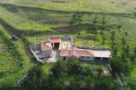 Fantastic farm on the island of Porto Santo on a plot of 3120m2