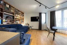 2 BED apartment with a loft and basement...