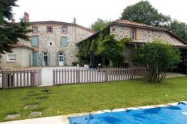 Elegant spacious renovated stone house, 5 bedrooms, attached garden, large swimming pool, countryside views, Rochechouart