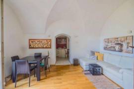 Two Room Apartment - Bronzolo. Sunny two-room apartment with garden