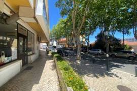 Shop for Sale in Prime Area of Monte Estoril