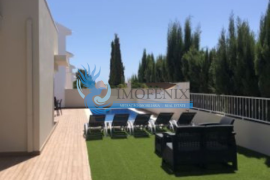 4 bedroom villa with pool for long term rental - Pêra