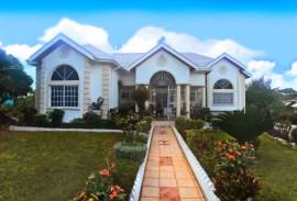 Luxury 5 Bed Villa For sale in Clarendon