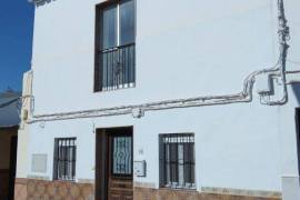 Stunning 3 bed Townhouse for Sale In Los Perez La Roda de Andalusia
