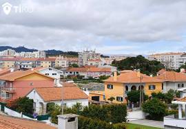 Refurbished 2 bedroom apartment overlooking Sintra