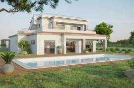 Carvoeiro – Renovation project - 4-bedroom charming villa with private pool