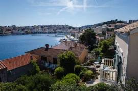 MALI LOŠINJ - Villa near the sea with its own mooring for boats