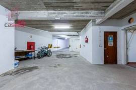 Garage for sale with 27m2, in the centre of Mafra