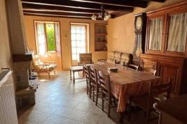 €112350 - Old Stone House and Outbuildings On 3 Acres