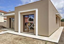 3 bedroom villa as new, Tornada, Caldas da Rainha