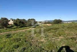 Terreno para construção em Bicesse