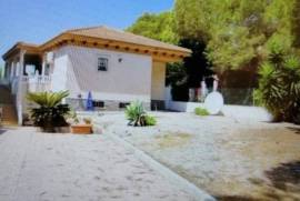 Excellent 4 Bed Villa For Sale in Pinar de Campoverde Alicante