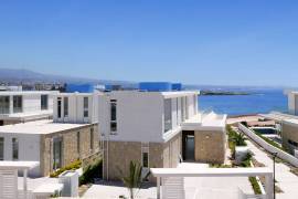 Stunning Villa For Sale in CORAL SEAS VILLAS Peyia Paphos