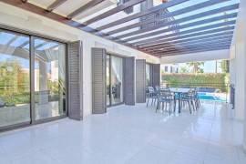 Luxury 3 Bed Arsinoe Beach Villa For Sale in Latchi